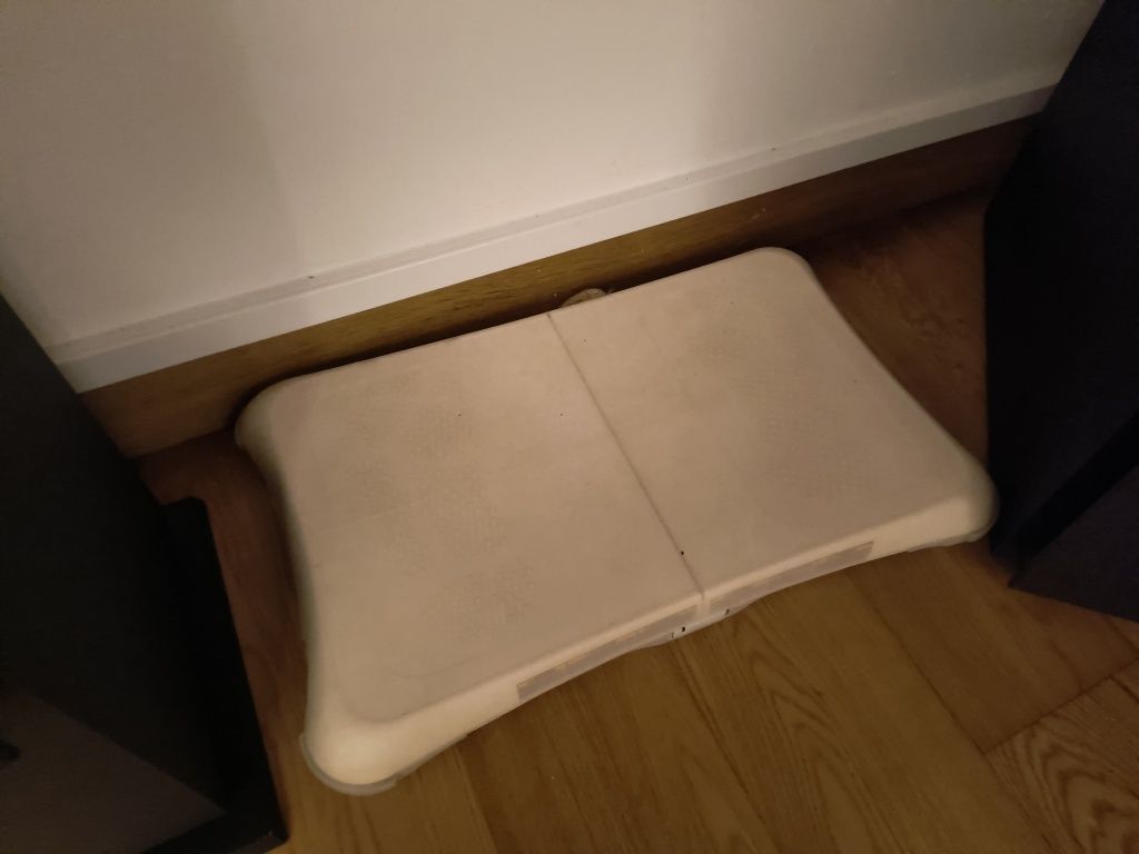 Wii Balance Board (Nintendo)