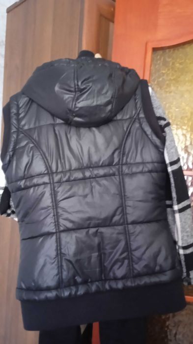 джинси , жилетки