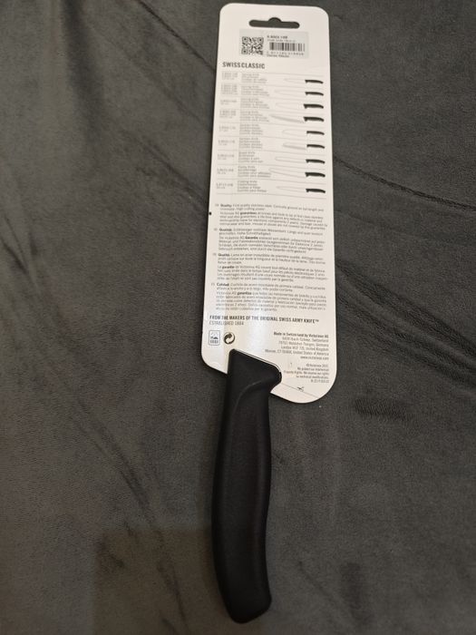 Кухонний ніж швейцарія Victorinox SwissClassic Carving 6.8003.19B