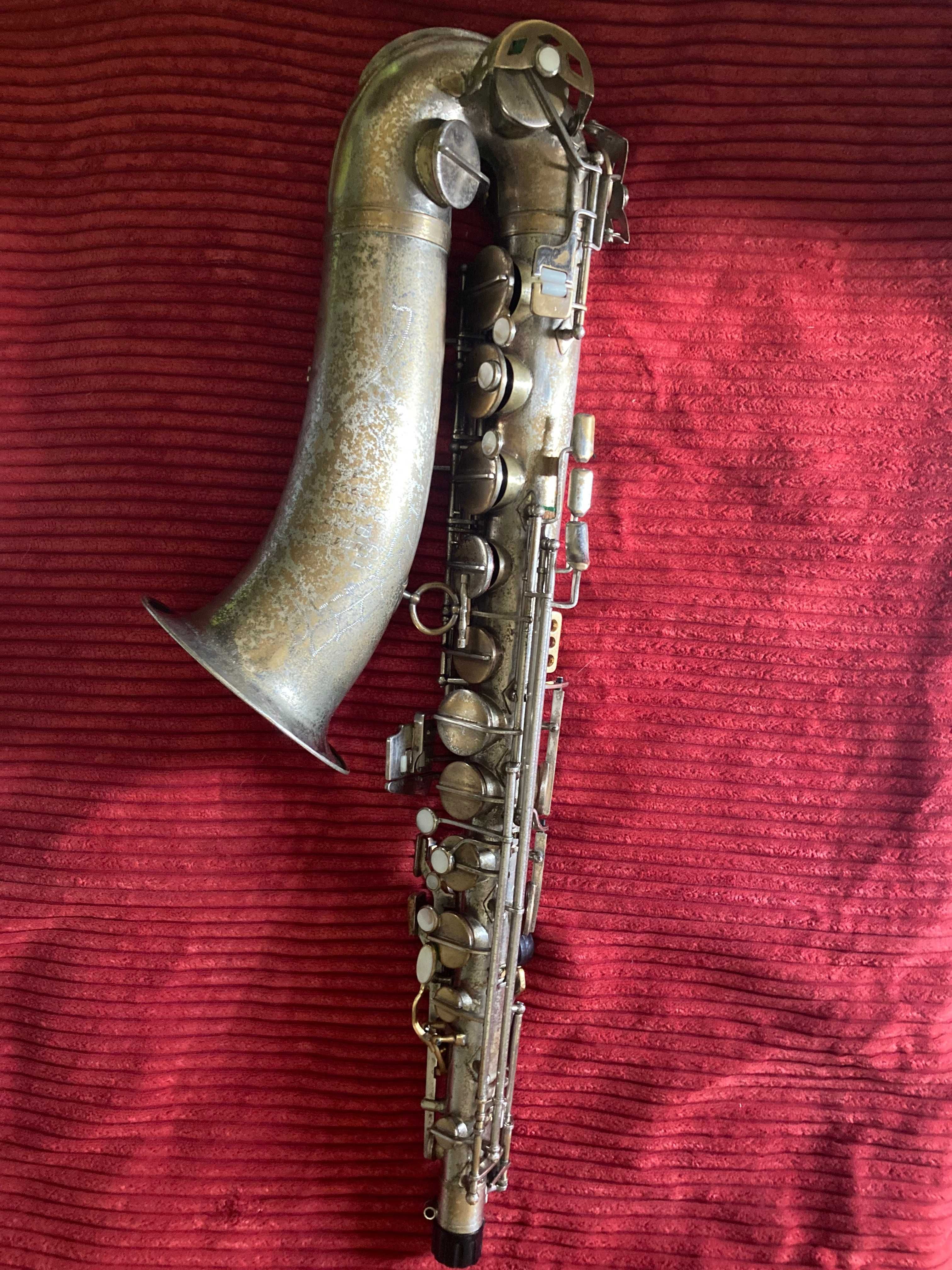 3 saxofones altos 1 sax tenor e 1 sax soprano  pack de 5