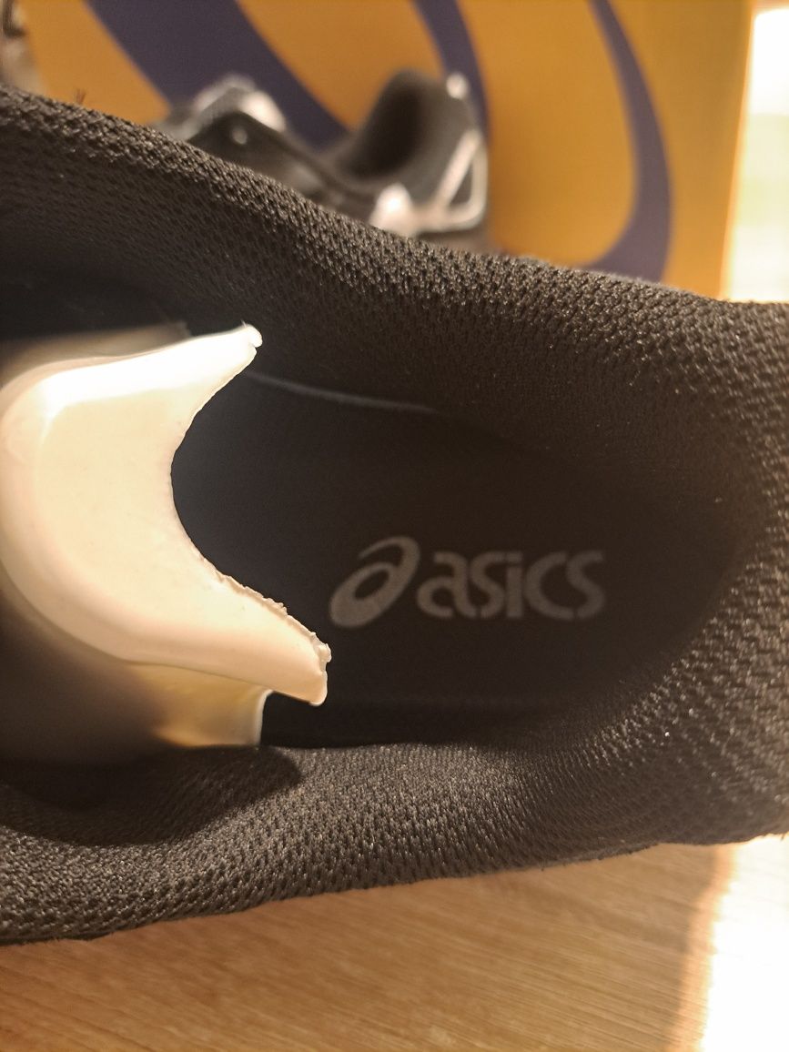 Asics novos tamanhos 39