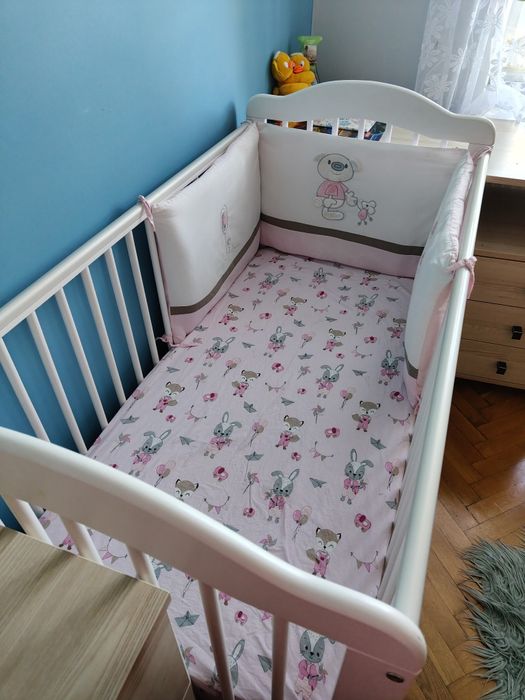 Łóżeczko z szufladą i materacem