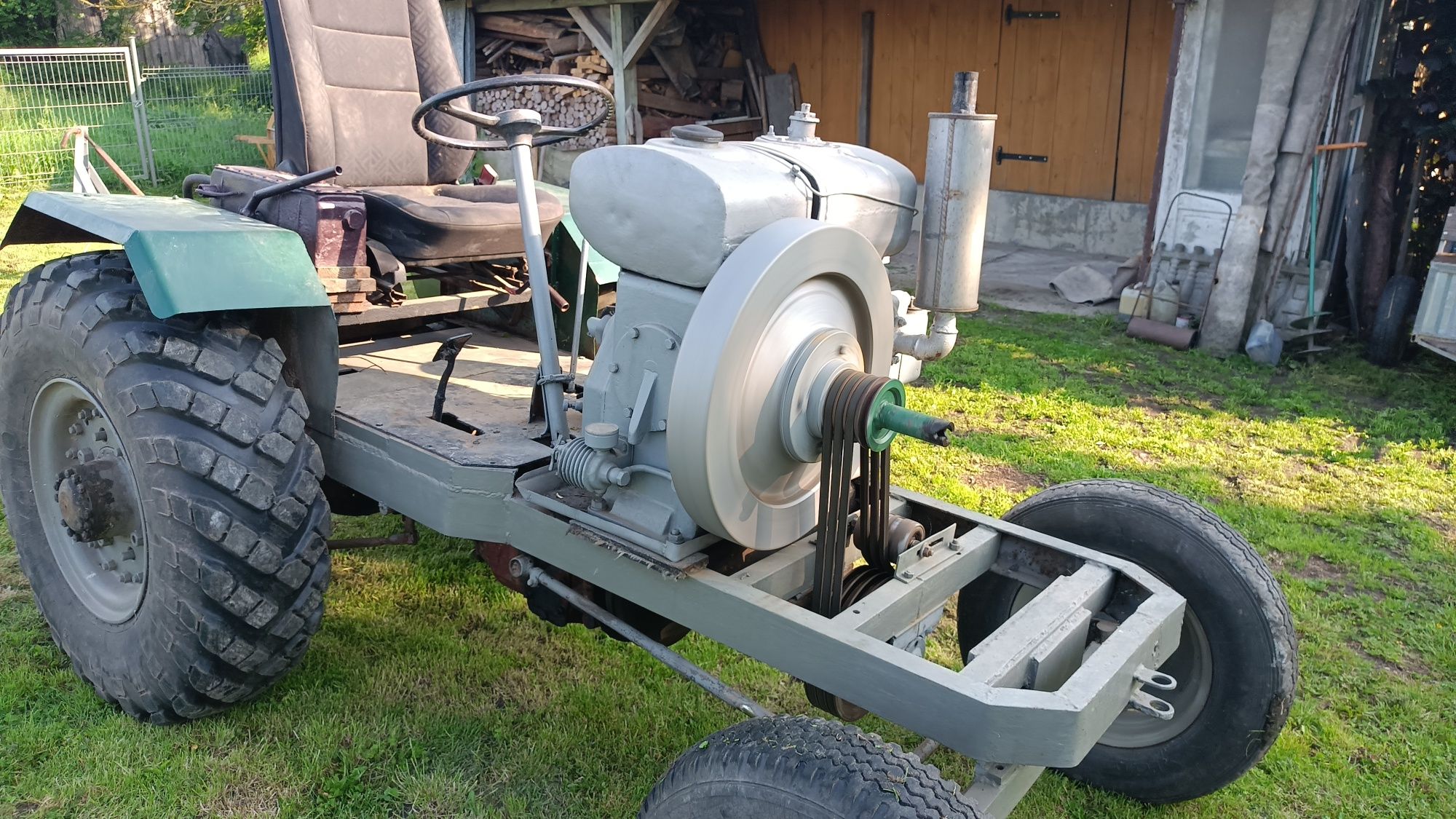 Traktor SAM Andoria S320