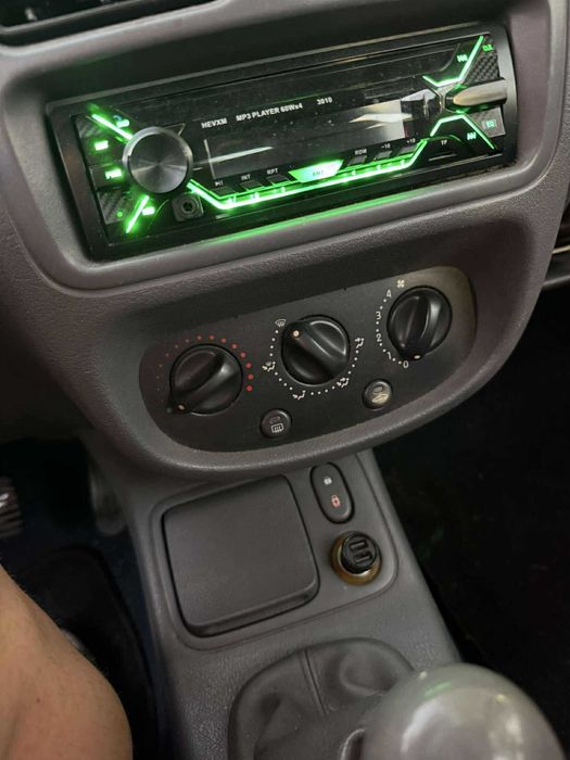 Renault Clio 1.9 Rn