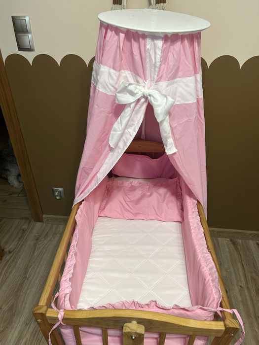 Łóżeczko, kołyska drewniana z baldachimem 40x90