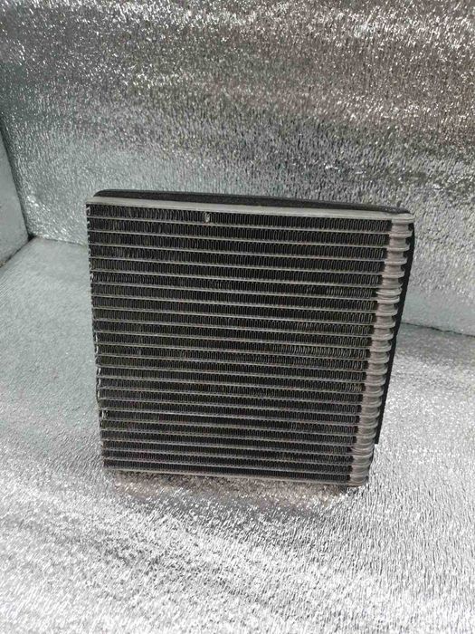 радиатор печки кондиционера  VOLKSWAGEN PASSAT B6