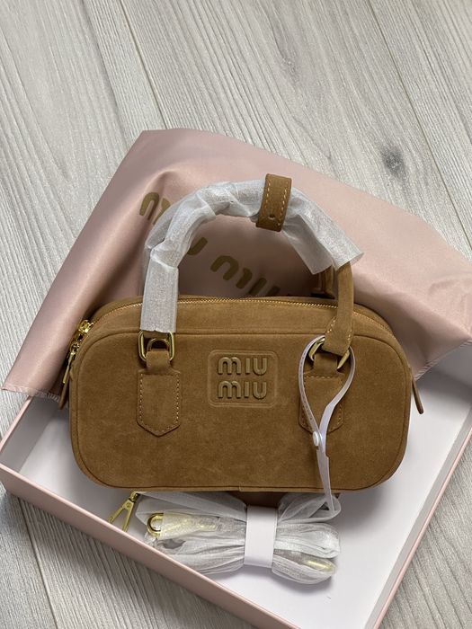 Сумка Miu Miu замша/Миу Миу
