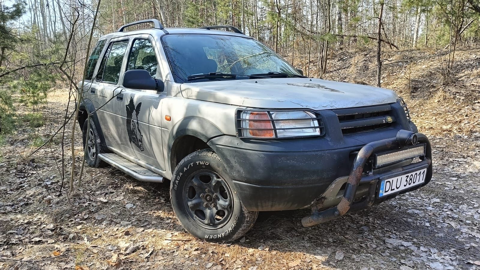 Повнопривідний Land Rover Freelender 4x4