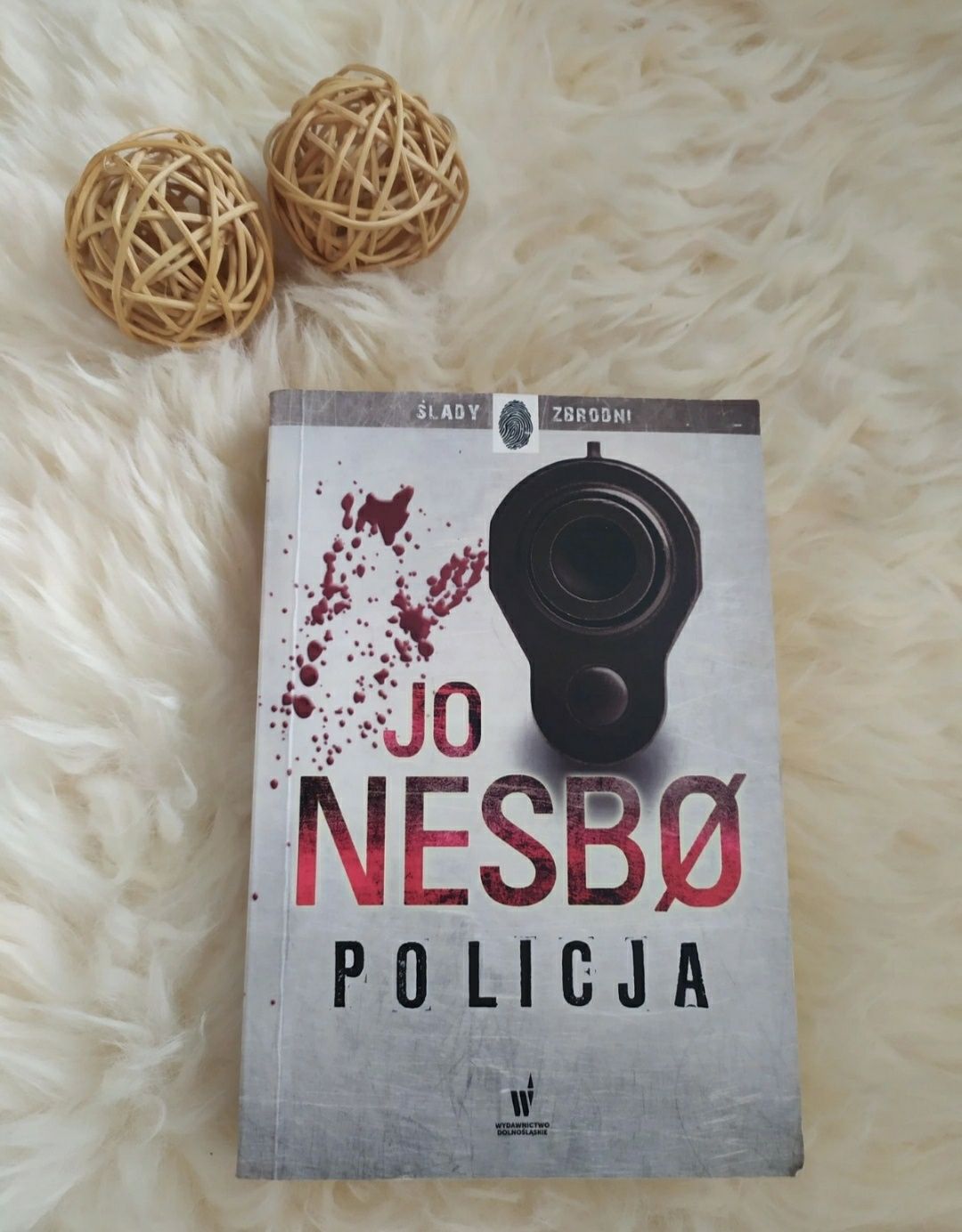 Jo Nesbo Policja książka z miękką okładką