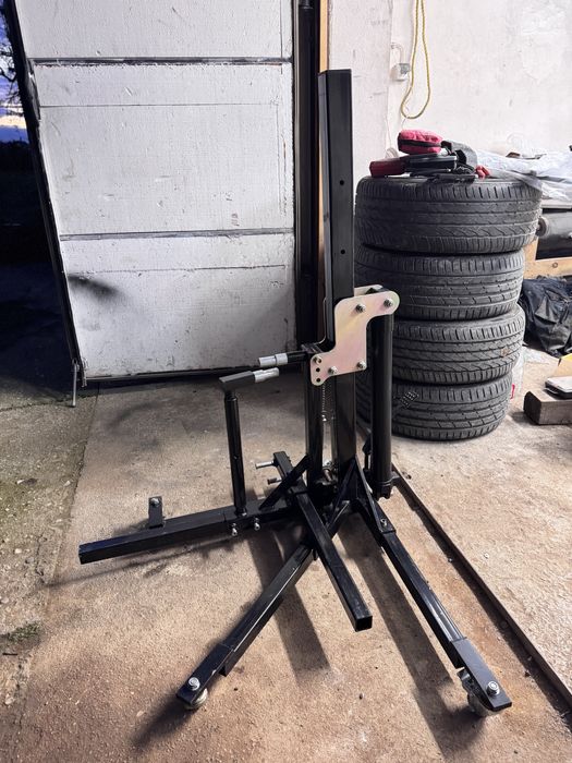 Podnośnik centralny / stojak pod motocykl