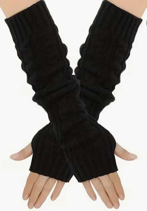 Rękawki czarne - Długie, ciepłe i stylowe