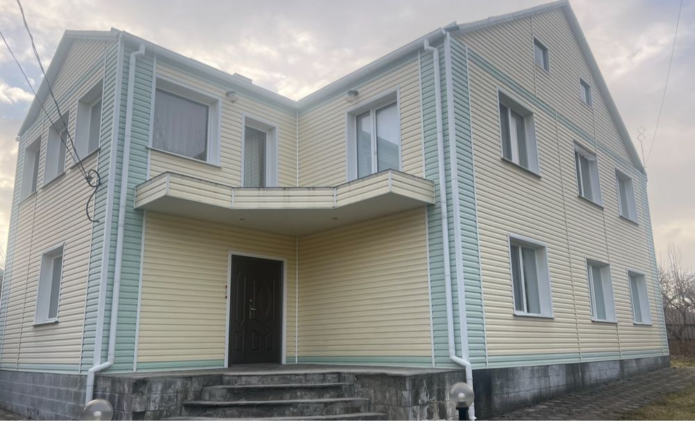 Продам просторий Будинок