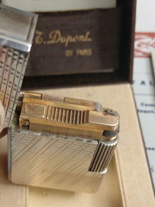 Isqueiro Dupont antigo