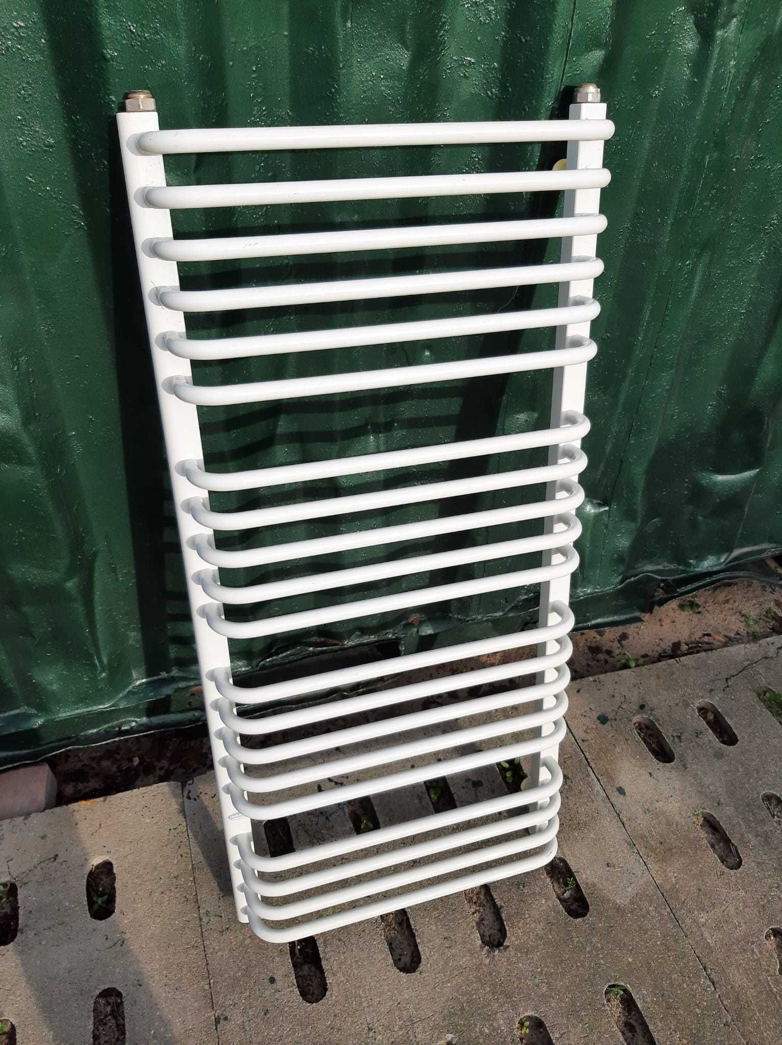 Grzejnik łazienkowy 118 x 56