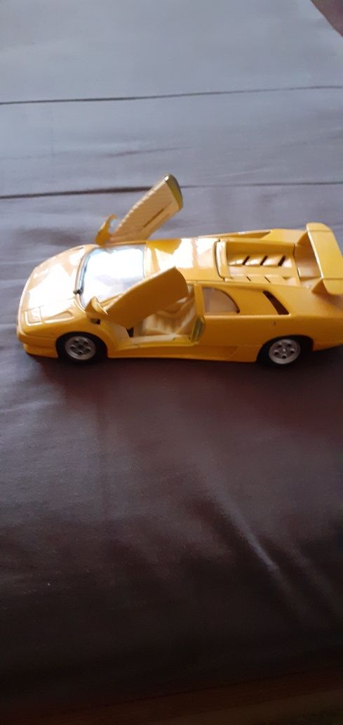 Lamborghini Diablo duży met. model