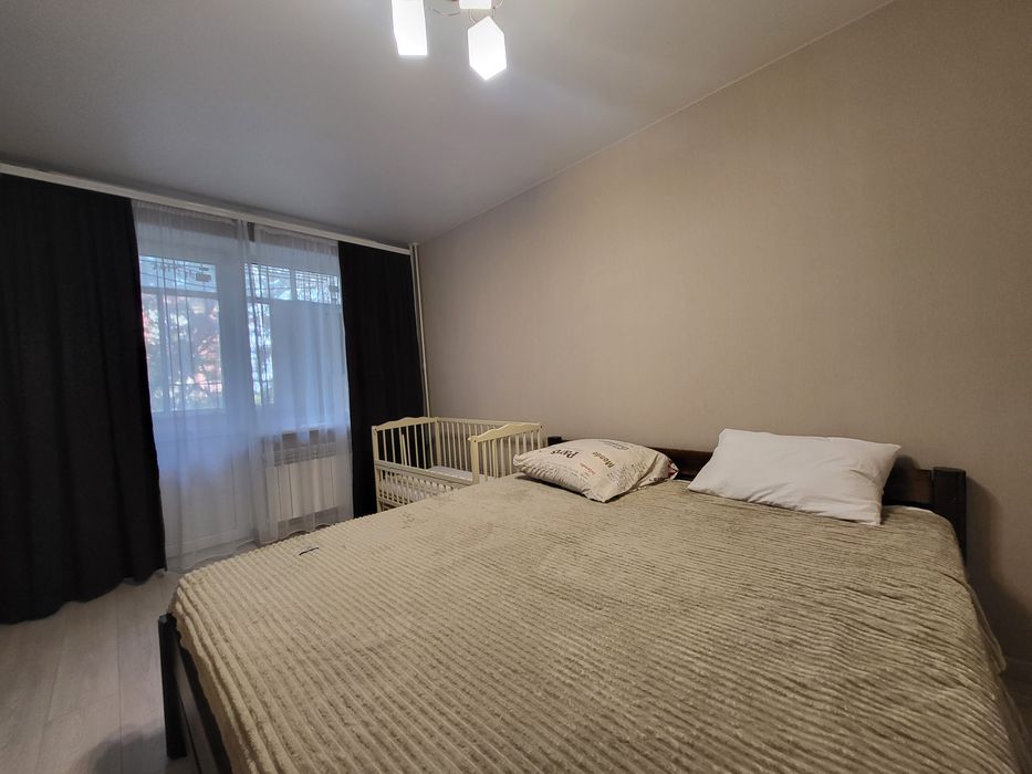 Продам  3 х комн.кв .Хортицкой  / 2 этаж  / квартира с ремонтом