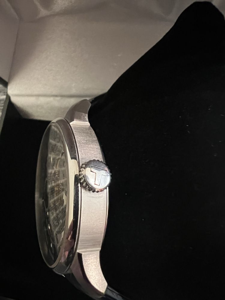 Relógio Tissot Squelette