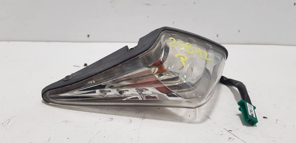 Yamaha Majesty SkylinerS 125 13+ Kierunkowskaz Prawy Kierunek