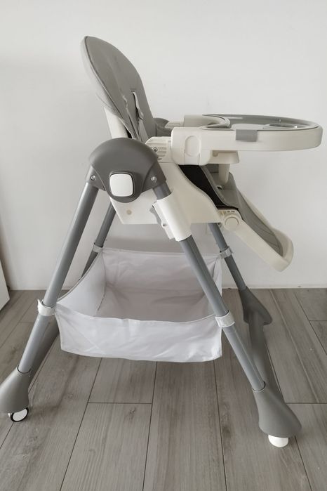 Fotelik do karmienia