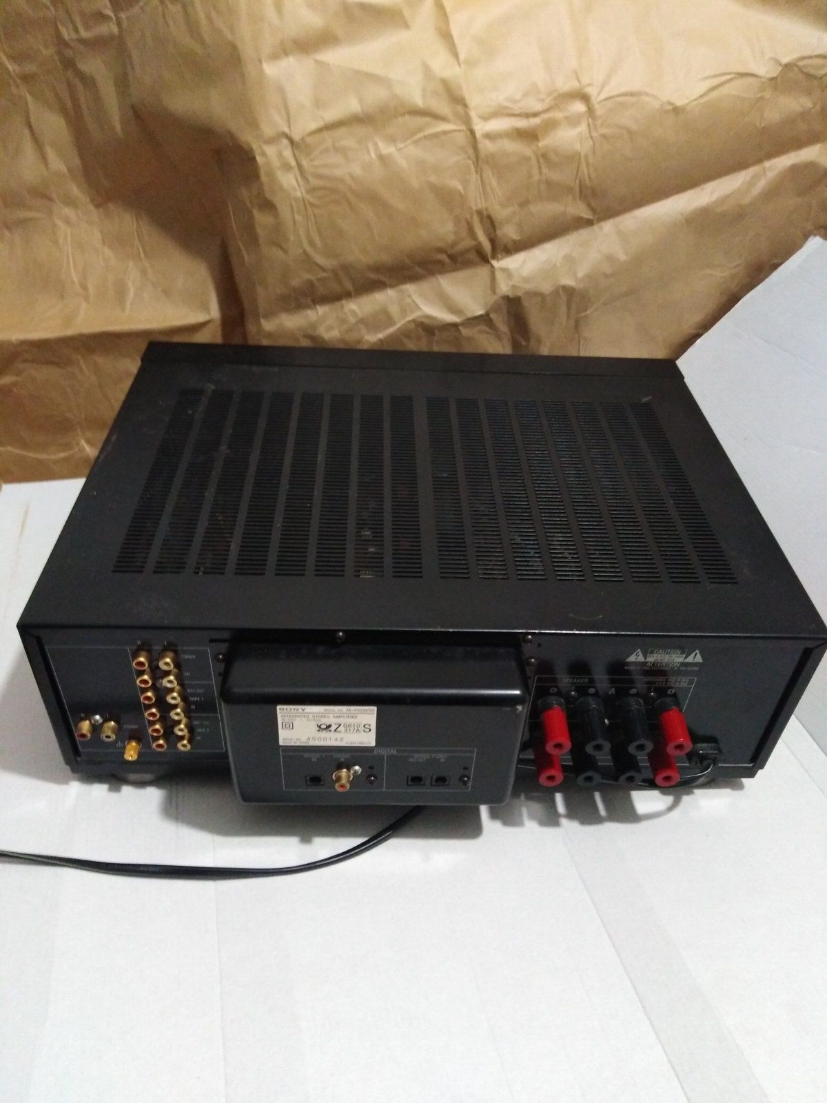 Интегральный усилитель SONY TA-F 650 ESD.