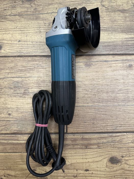 Makita GA5030R | Szlifierka kątowa 125 mm, 720 W, zasilanie sieciowe