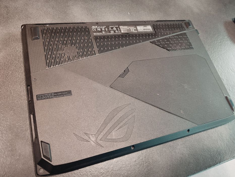 Ігровий ноутбук Asus ROG Strix GL703VD