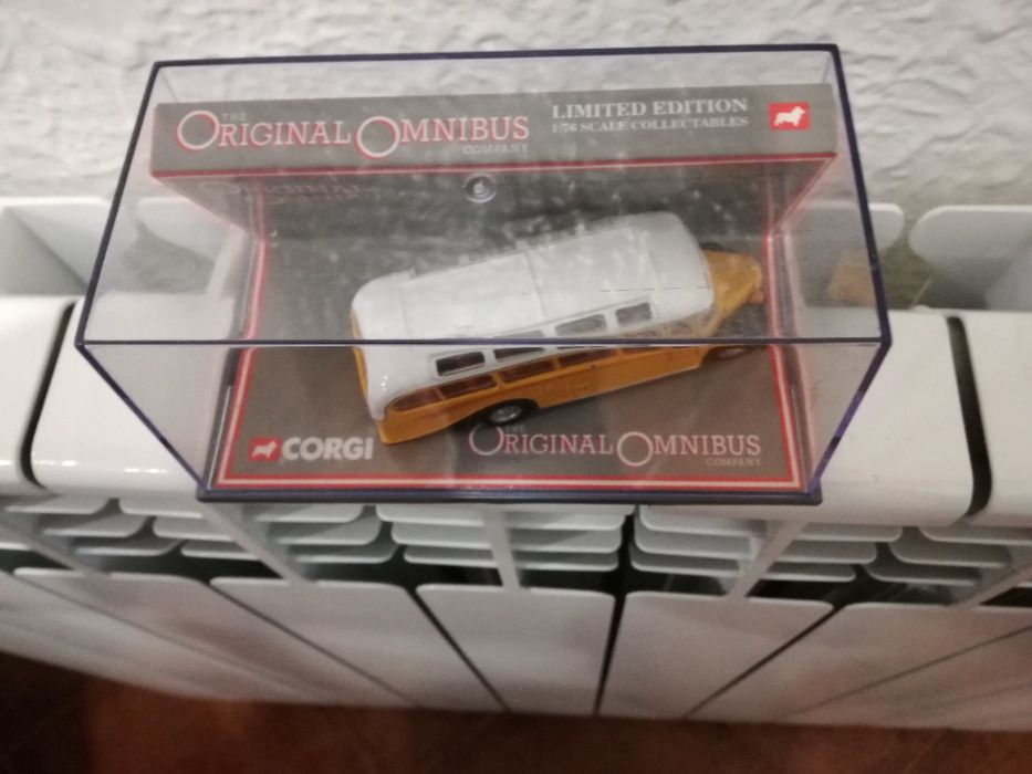 CORGI-The Original Omnibus-Bedford OB With Quarterlights Malta-Ed.Lim.