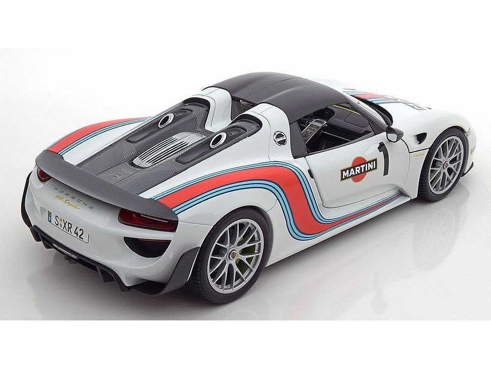 Porsche 918 Spyder Martini 2013 Minichamps 1:18