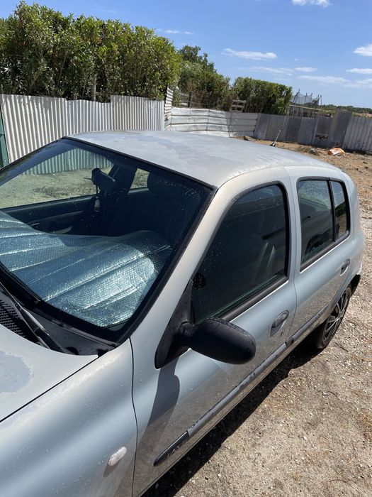 Clio 1.2 2004 poucos kilometros