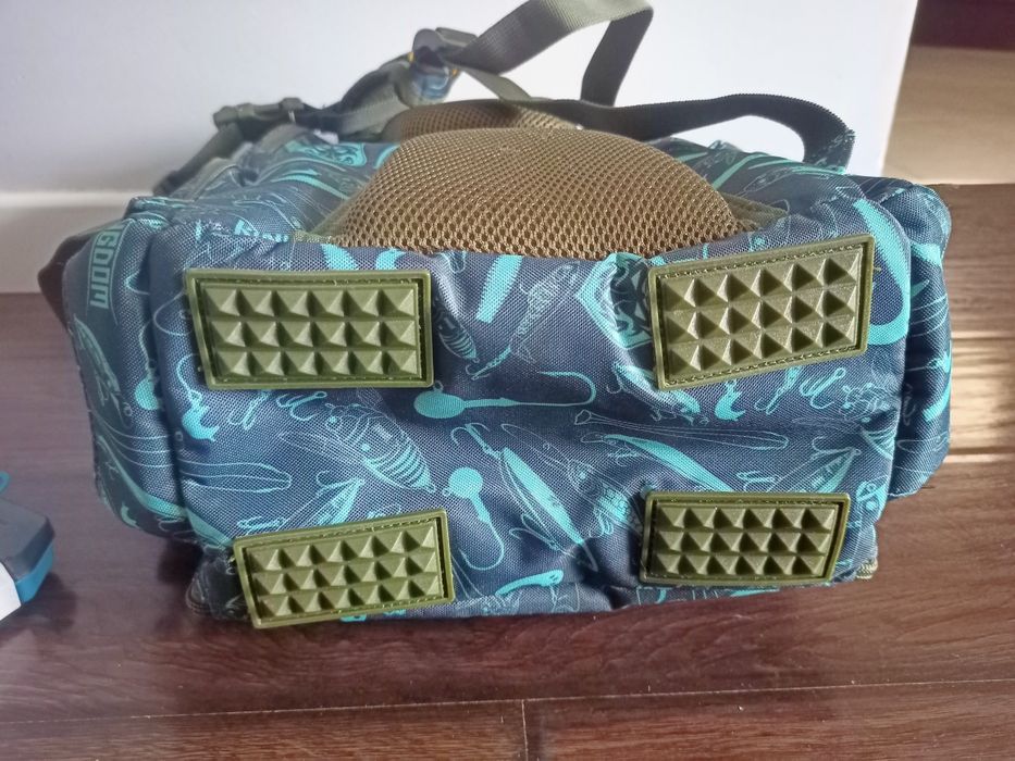 Plecak wędkarski 30l Kingdom wodoodporny