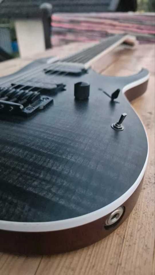 Przepiękna Ibanez RGA Iron Label oddam w dobre ręce