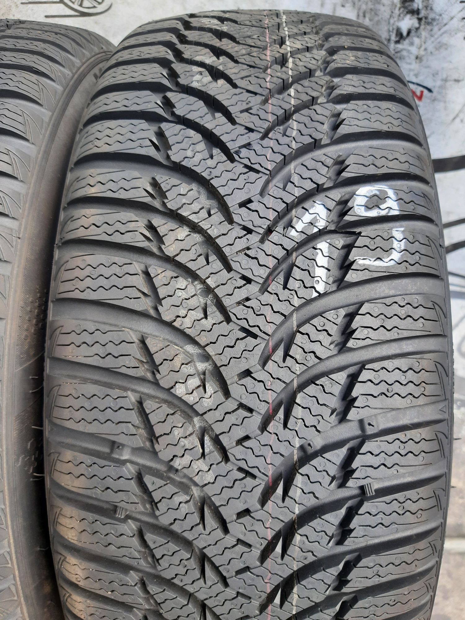 195/50r16 88H Kumho WinterCraft WP51