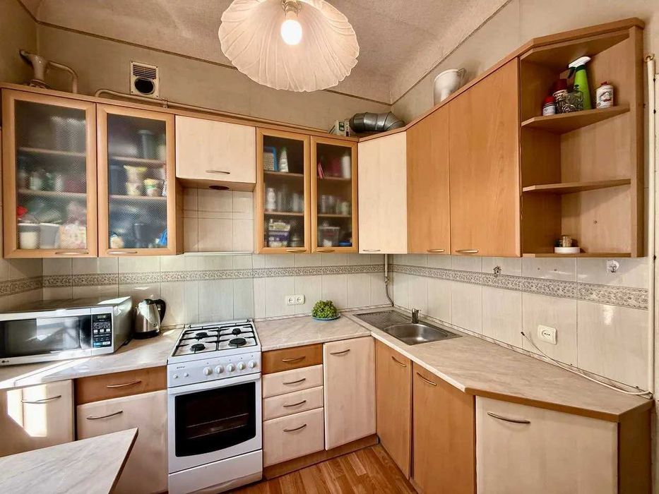 Продам 2к квартиру сталинку Центр Дмитра Яворницького Автономка газ