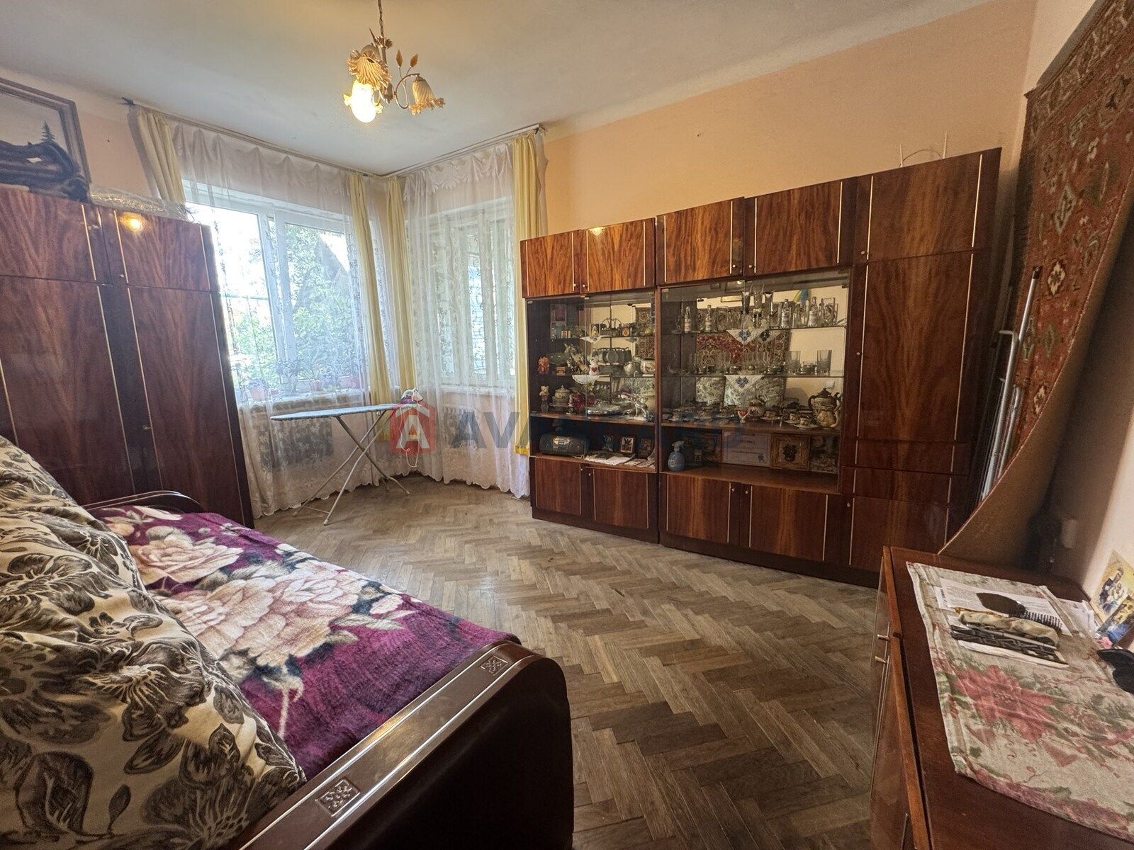 Продаж 3 кімнатної квартири поруч Левандівського парку