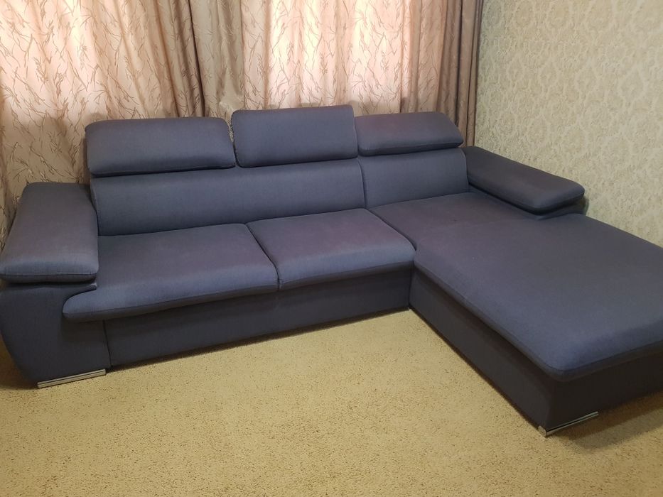 Великий розкладний диван