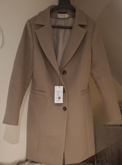 Elegancki Płaszcz Damski Wełniany - Idealny na Jesień/Zimę!