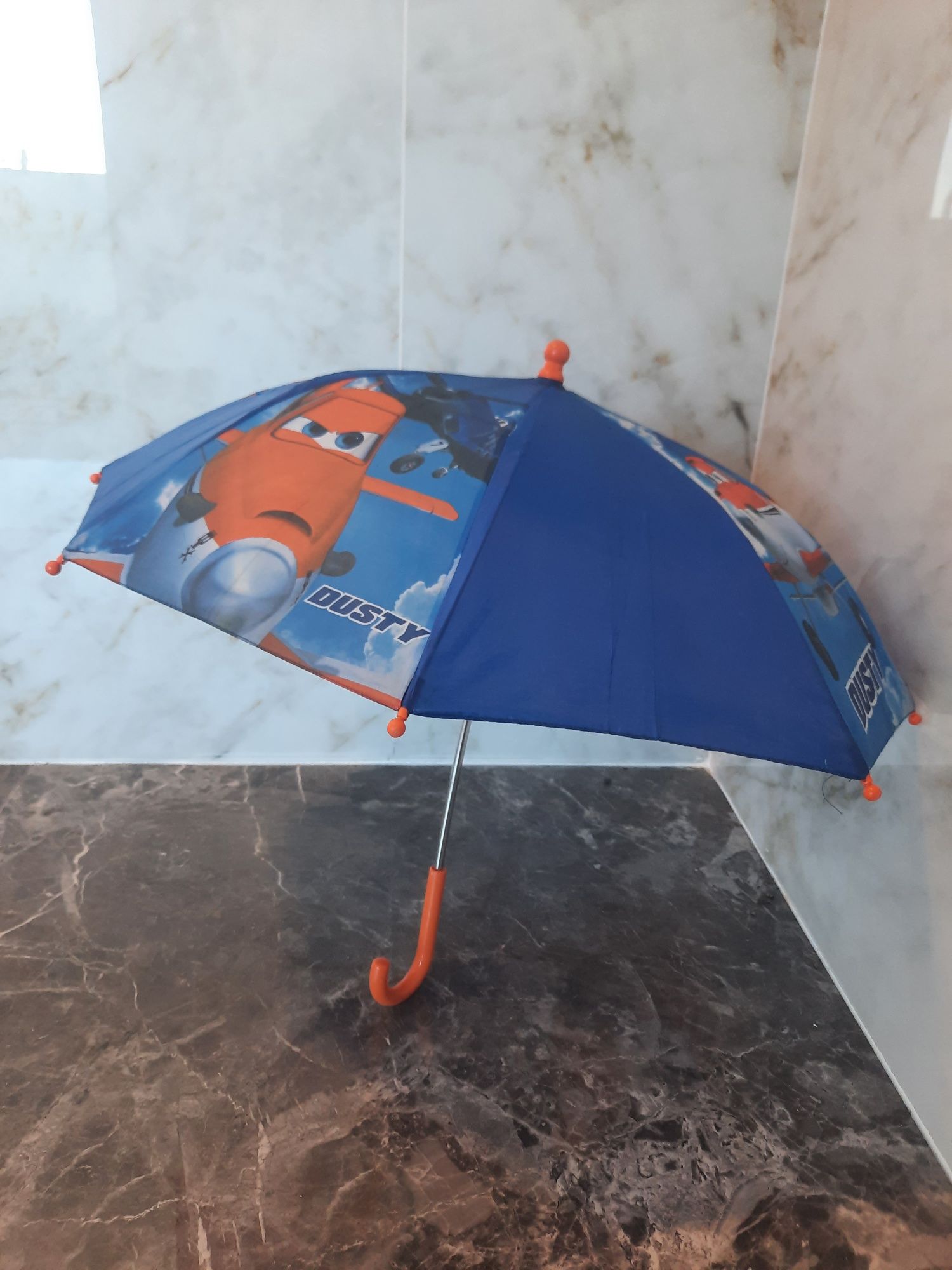 Chapéu de chuva menino