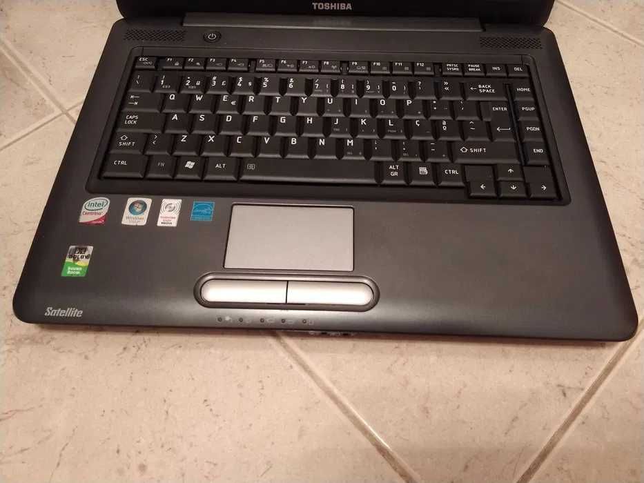 Portátil Toshiba Satellite A300 - PEÇAS