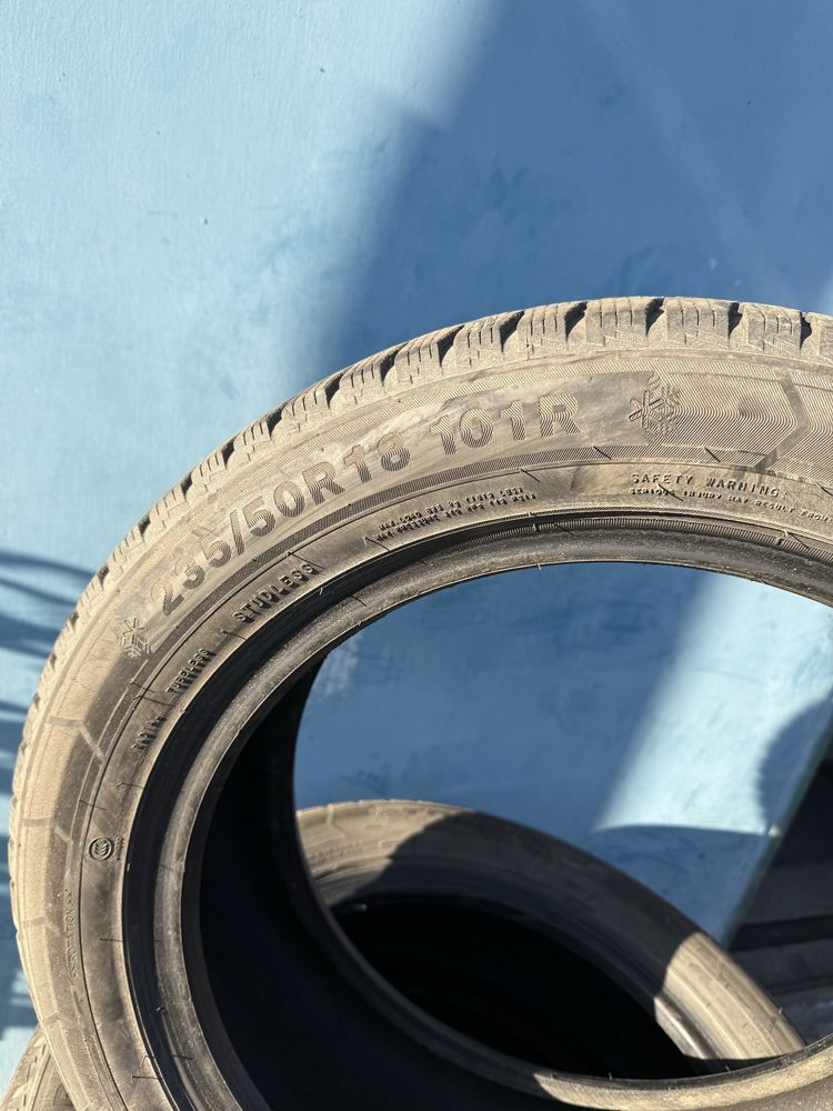 Зимняя резина Triangle Snowlink 235/50/R18 в Отличном состоянии