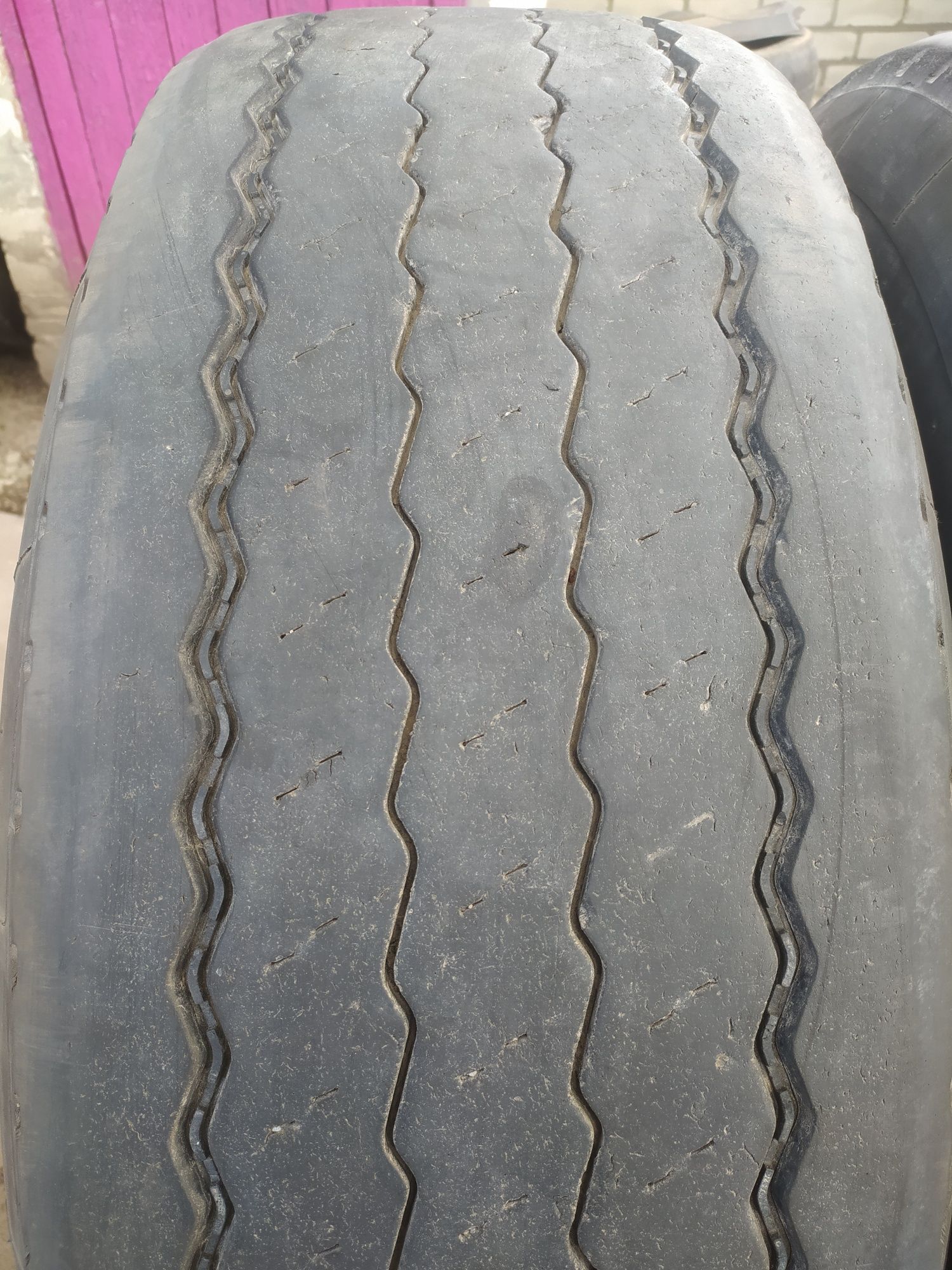 Прицепні шини PIRELLI 385/65 R22.5