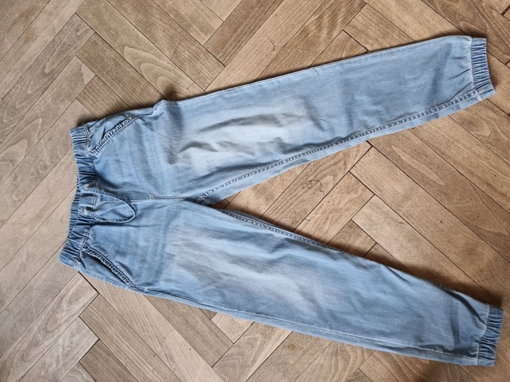 H&M- joggery dziewczece na wzrost  140 cm