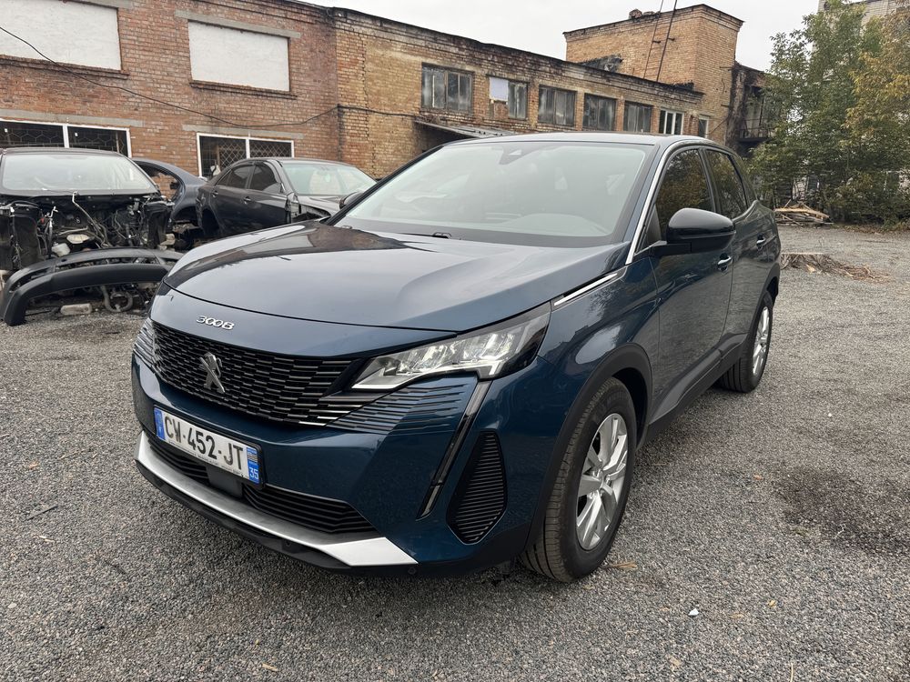 Крило Четверть Peugeot 3008 рестайлінг