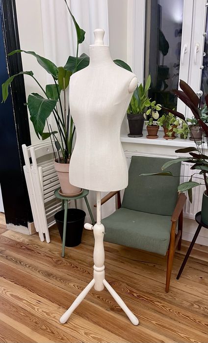 Manekin krawiecki damski S