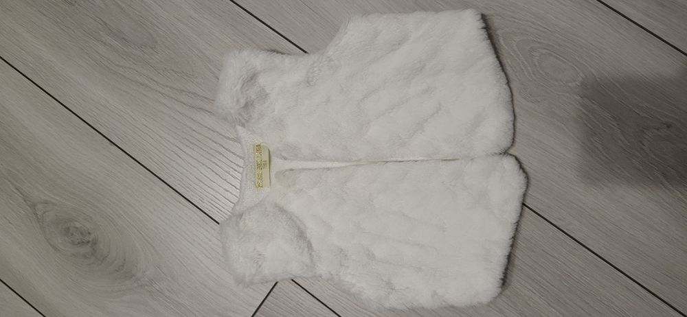 Kamizelka białe futerko rozm. 80-86