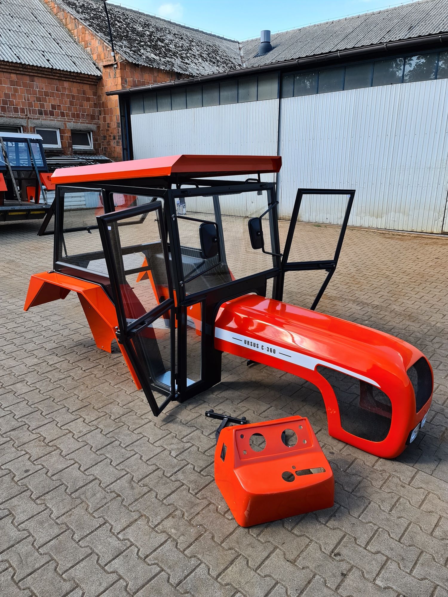 Kabina c360 c330 TUR MF255 Kabina C 360 C 330 Maska c360