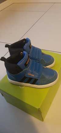 Adidas  Hoops z serii Neo r 25