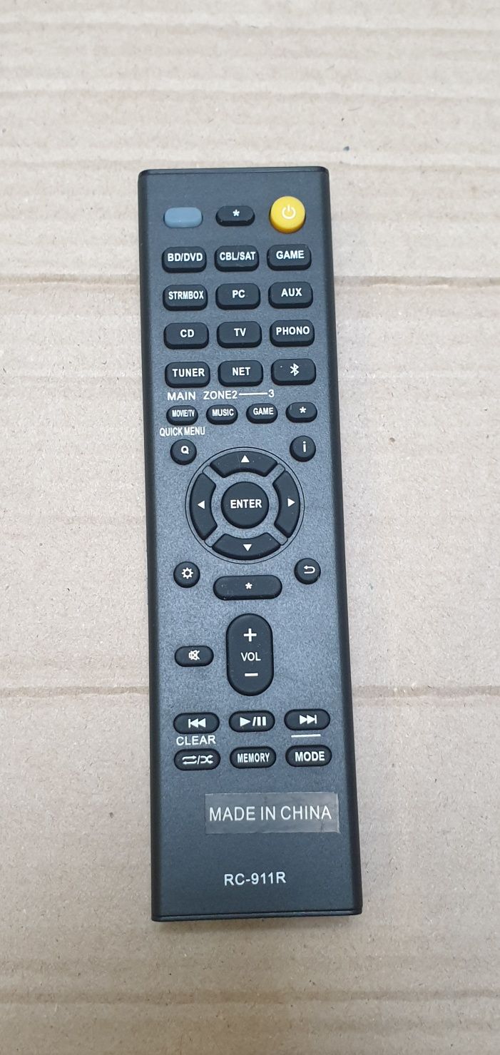 Пульт для ауділтехніки onkyo.