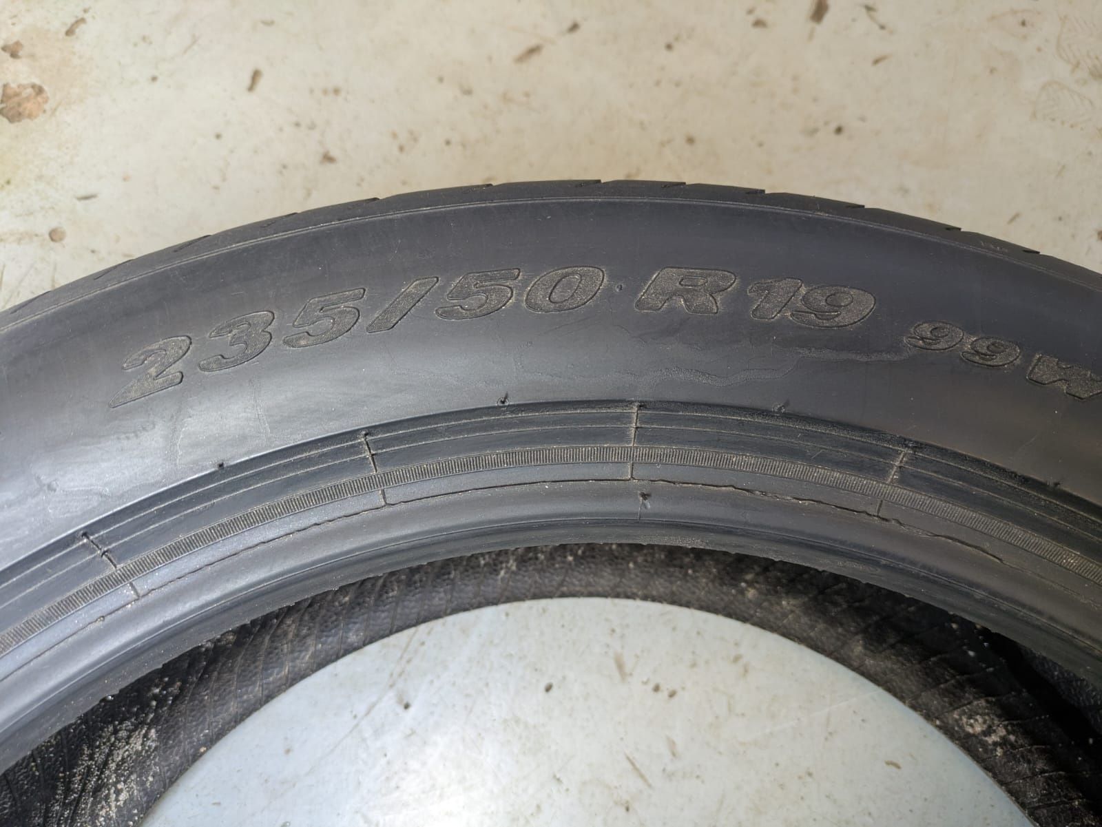 235/50R19 Pirelli P Zero komplet opon letnich