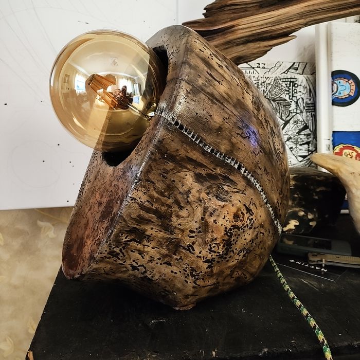 Лампа декоративна