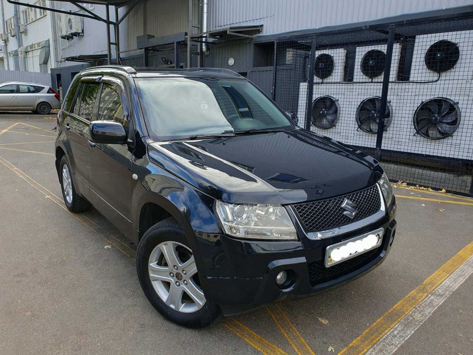 Продам Suzuki grand vitara в отличном состоянии. Газ/бензин